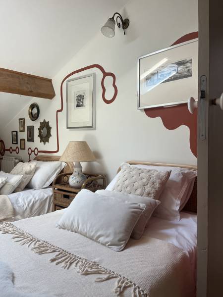 Custom Wall Murals – Painting & Ceramic Creations